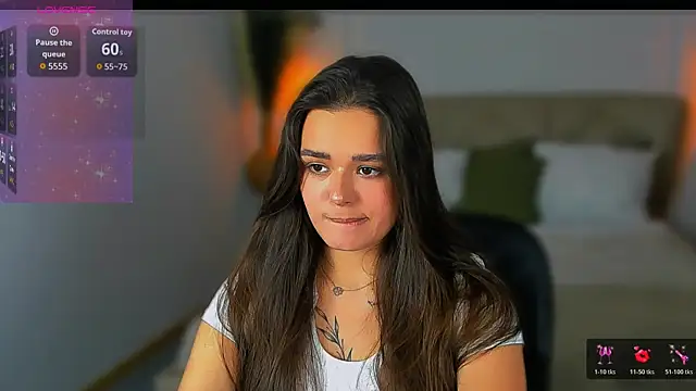 EvaRaider's Live XXX Chat