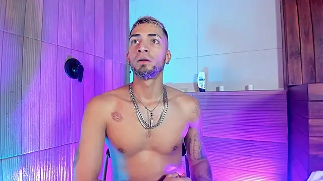 DrakeNeumannn Live XXX chat