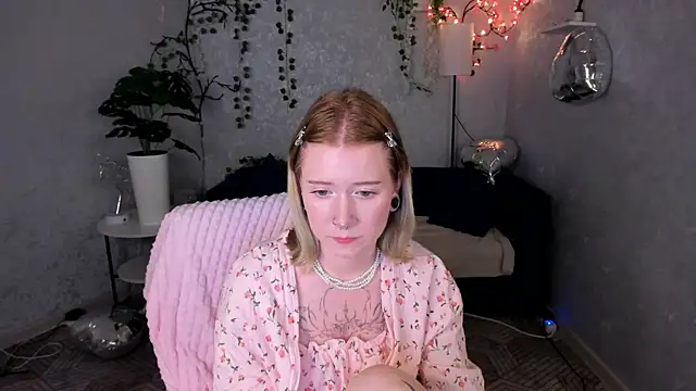 Chat XXX en directo de Elira_Vane