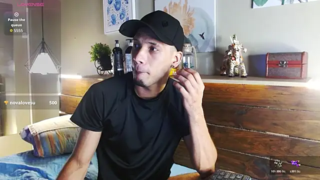 צ'אט XXX בשידור חי של SonicJ25