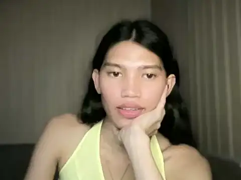 צ'אט XXX בשידור חי של Yourgoddess_jayve