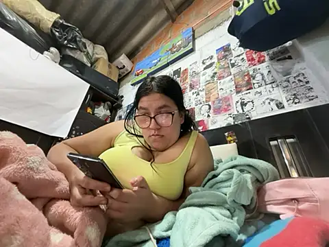 צ'אט XXX בשידור חי של violeta_818