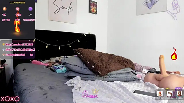 paulinagamee Adlı Modelin Canlı XXX Sohbeti
