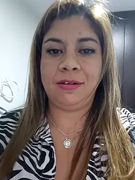 Laura-Hernandez Live XXX-Chat