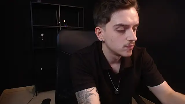 FelixStarkk – Naživo XXX chat