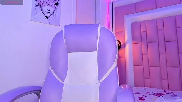 Chat XXX en directo de cherub_