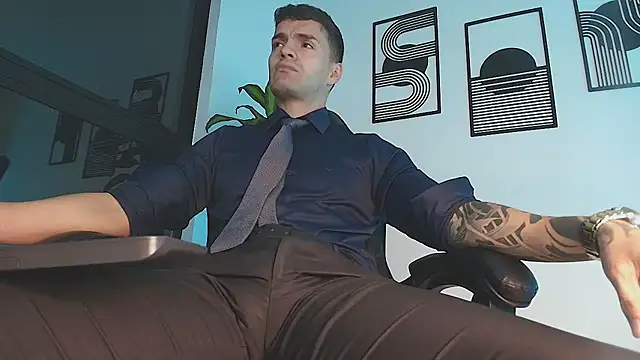 Chat XXX Live ALPHA_DOMINUS_