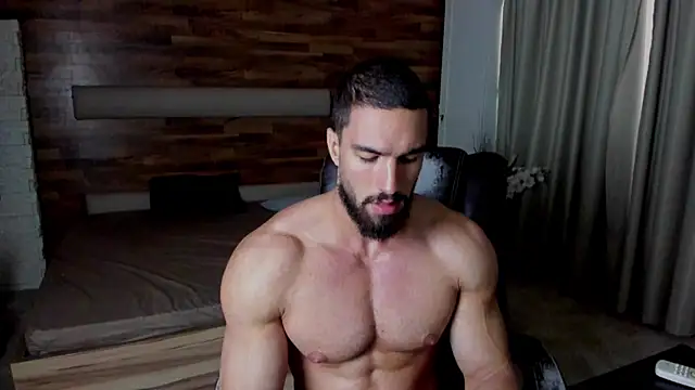 IvanHydeen Live XXX chat