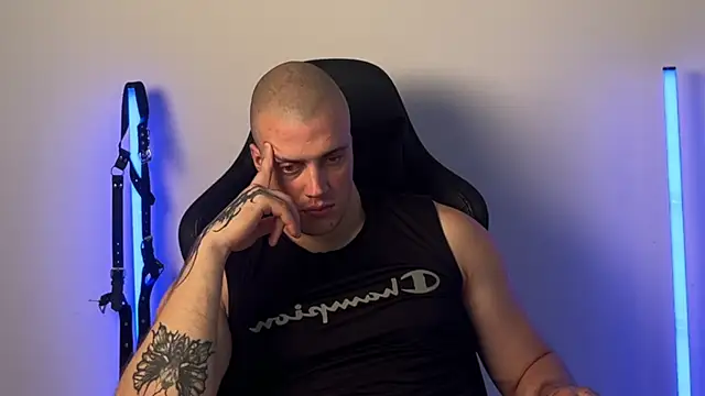 Bigbaald's Live XXX Chat