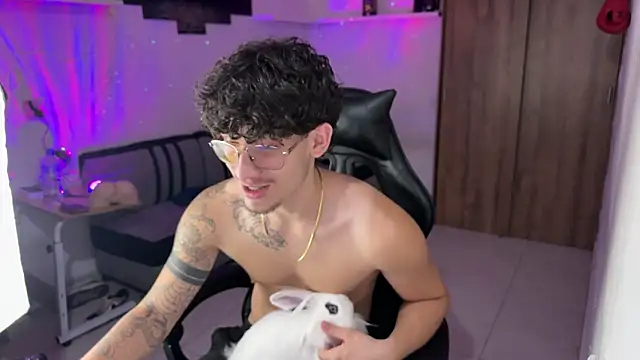 Kisan_Smith Live XXX Chat