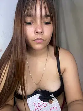 Dirtyy_Queen Live XXX-Chat