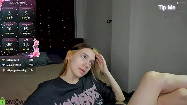 צ'אט XXX בשידור חי של Lesi_Moonie01