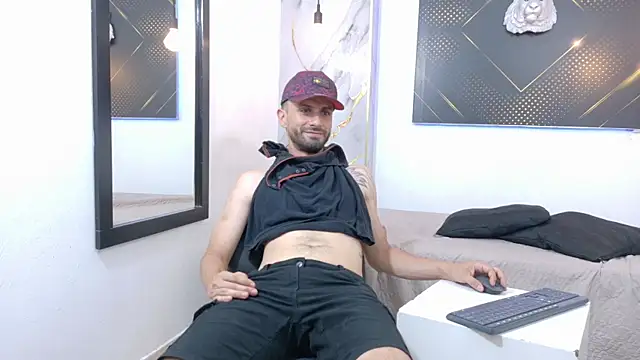 KingOfTemptation's Live XXX Chat