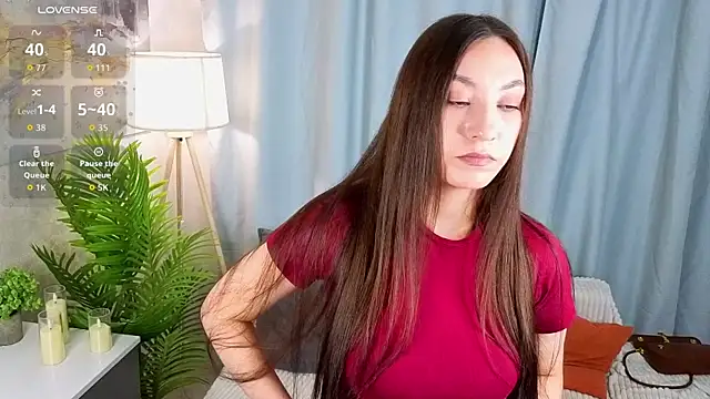 Chat XXX en directo de JinnyMenzella