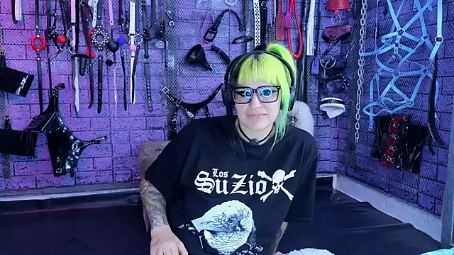 PANDORANEZZ Live XXX-chat