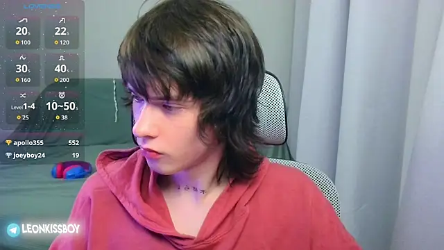 LeonBoykisserのライブXXXチャット