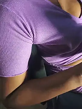 DIRTYSECRET_QUEEN_07 Chat XXX in diretta