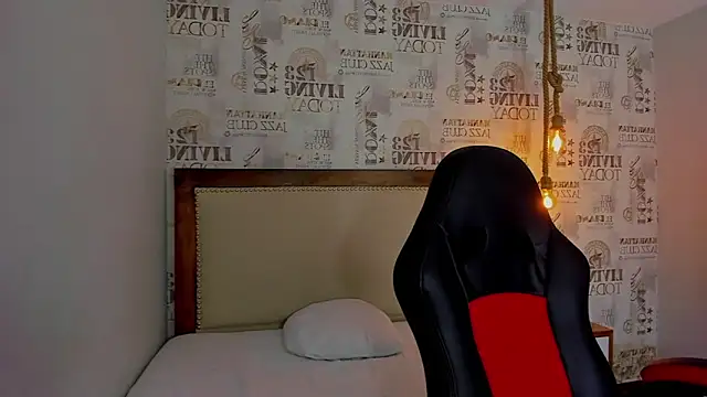 ROXXYBLOOM Adlı Modelin Canlı XXX Sohbeti