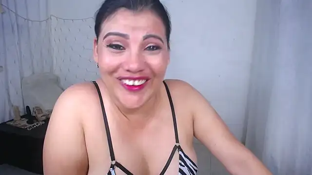 valeriasquirt Live XXX-chat