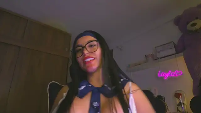 Layla_Nicols Live XXX-Chat
