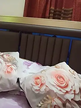 Tanha18 Adlı Modelin Canlı XXX Sohbeti