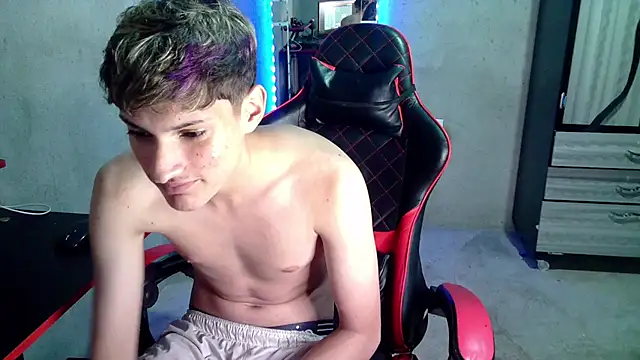 Pablito_Junior11 Live XXX-Chat
