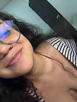 Chat XXX ao vivo de saharariderr