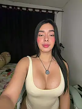 Онлайн чат XXX MiaSofia__