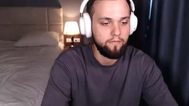 ChillyXO's Live XXX Chat
