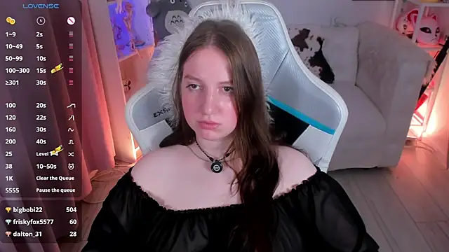 Онлайн чат XXX Elisabeth_Binder