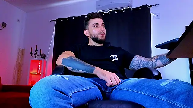 MightyAaron66 라이브 XXX 채팅