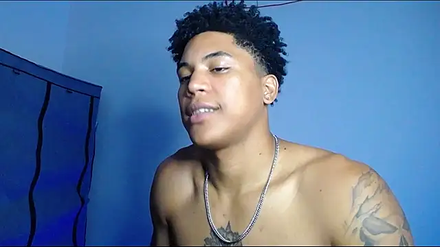 LatinEvanoBBC élő XXX-chatje