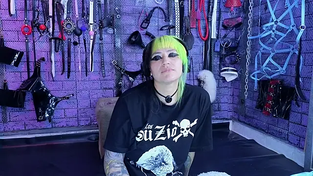 Czat XXX na żywo – PANDORANEZZ