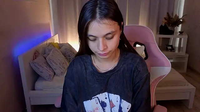 Онлайн чат XXX Kim_Bless