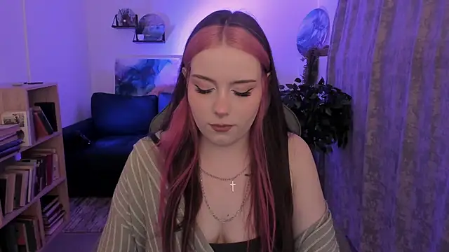 CoraMiel – Live XXX-chat