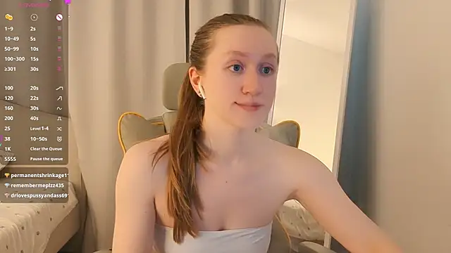 mowalova Live XXX-Chat