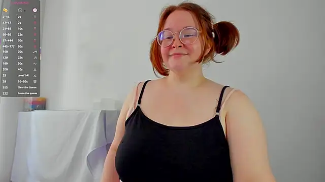 Chat +18 de DebbieWoood ao vivo