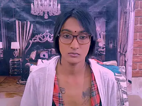IndianRebel4u2Luv élő XXX-chatje