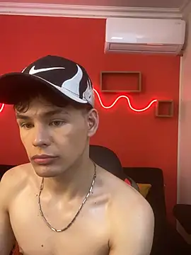 Chat XXX en directo de LoganSteel_