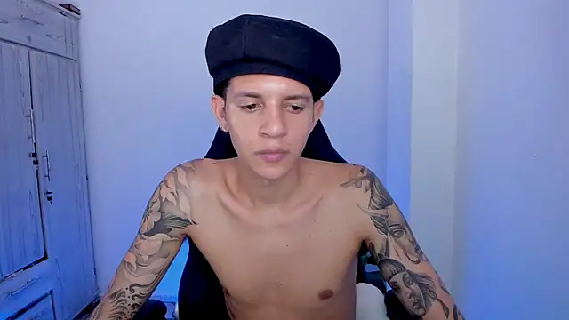 XXX chat uživo modela tylerrnova