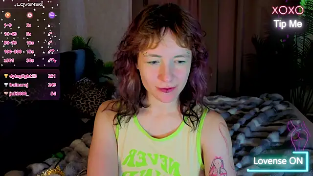 Ricki_Bloom 现场XXX聊天