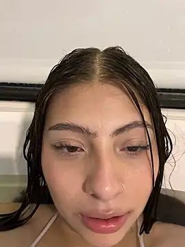 XXX chat uživo modela D-Bunnyyy