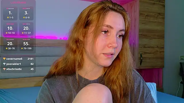 LunaXBaddie's Live XXX Chat