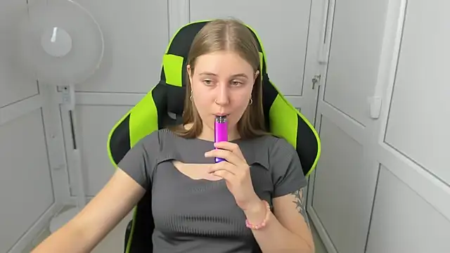 ViolaSecret's Live XXX Chat