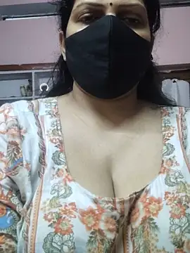 EZMA_7's Live XXX Chat