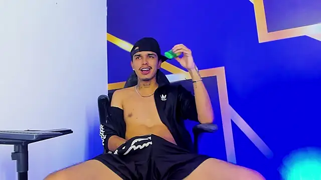 tayson_rigs live XXX chat