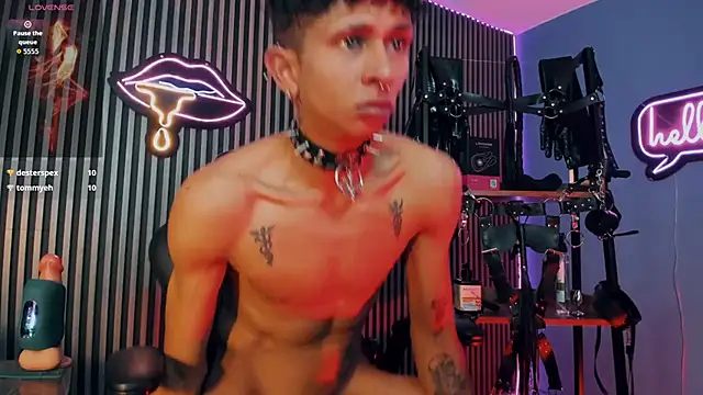 แชท XXX สดของ Maximoking26