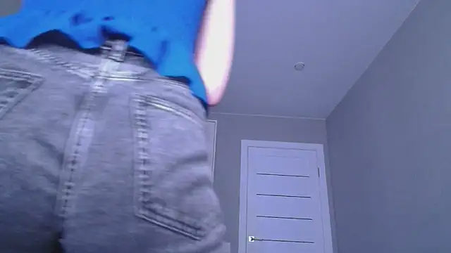 XXX chat uživo modela AssolSoul