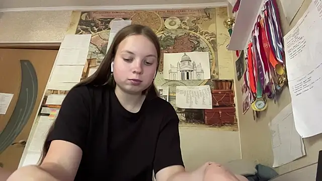 Aileyn Chat XXX in diretta
