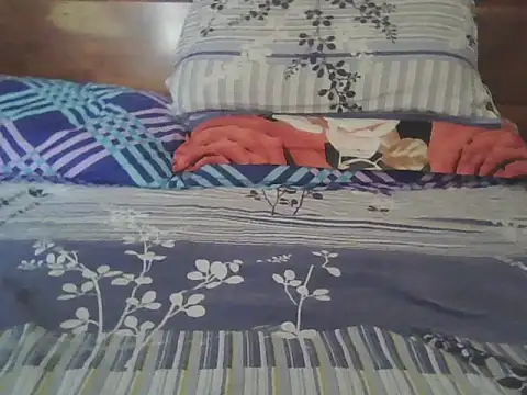 Nuttysub Adlı Modelin Canlı XXX Sohbeti